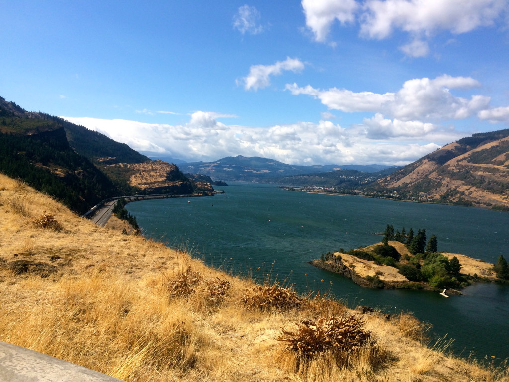 Columbia River from the bike path